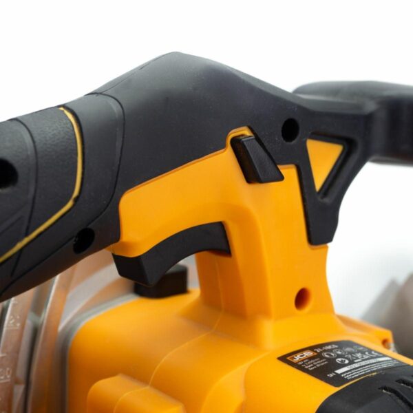 АКУМУЛАТОРЕН РЪЧЕН ЦИРКУЛЯР JCB 18V 165MM С БАТЕРИЯ И ЗАРЯДНО